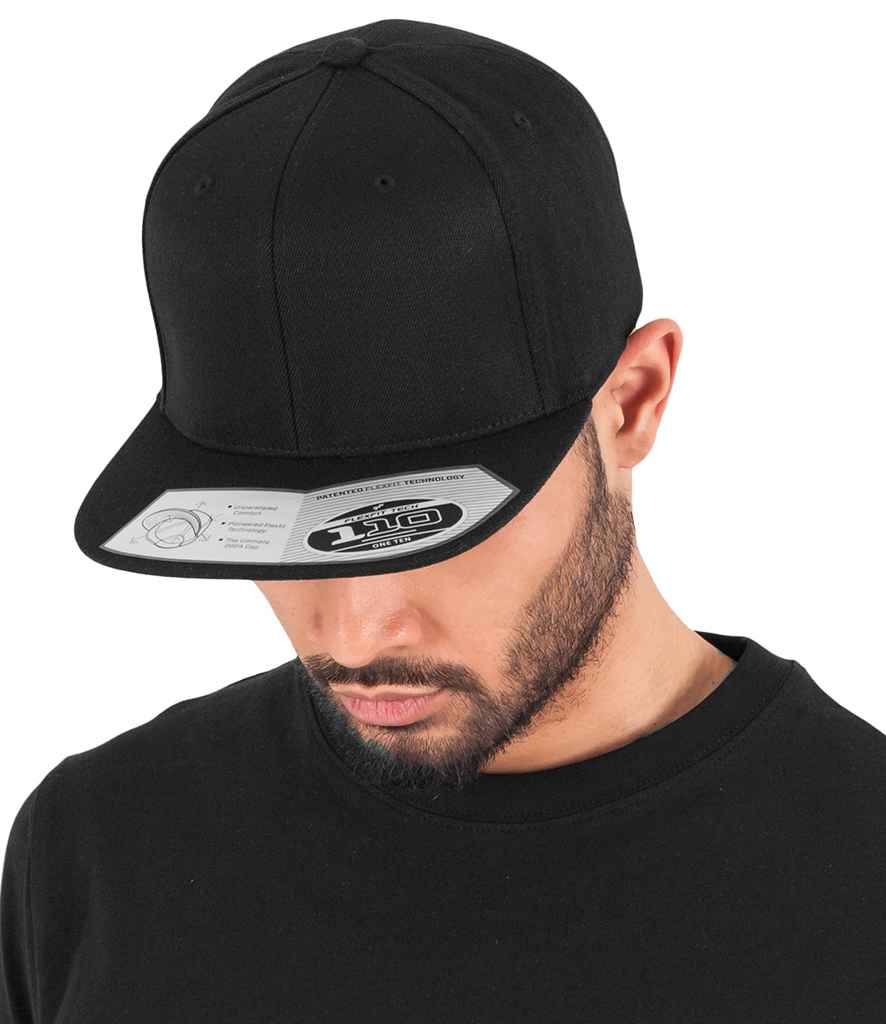 F110 Black/Grey Front