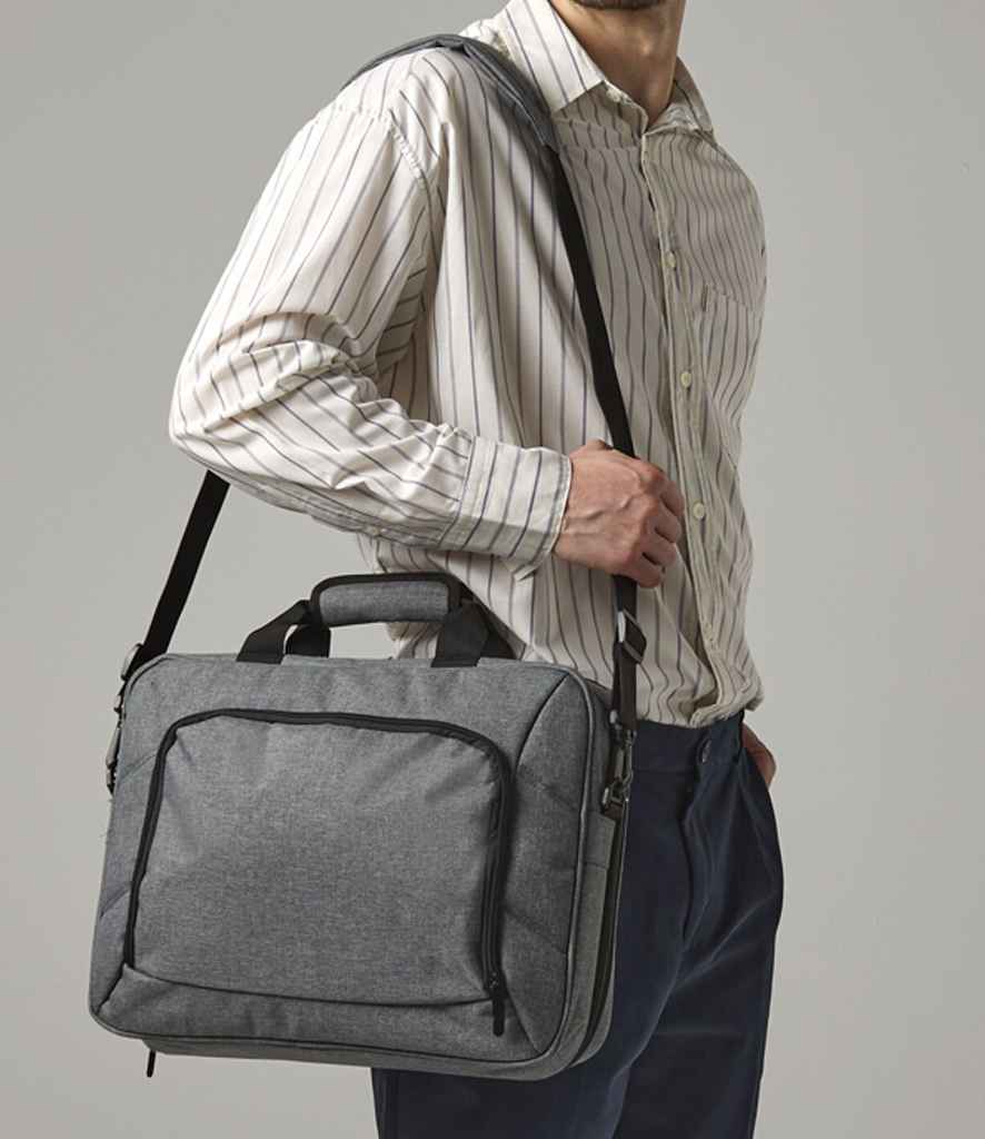 QD268 Black Front