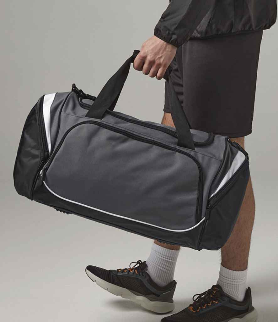 QS270 Black/Graphite Grey Front