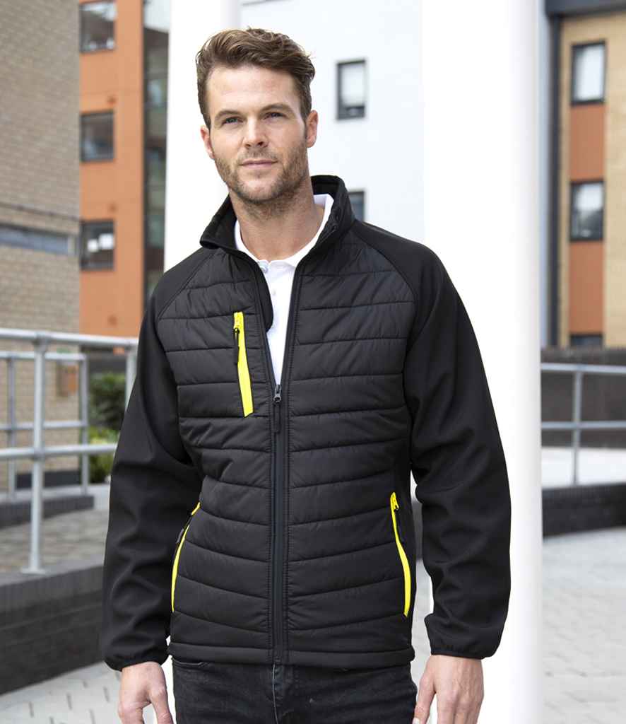 RS237 Black/Black Front