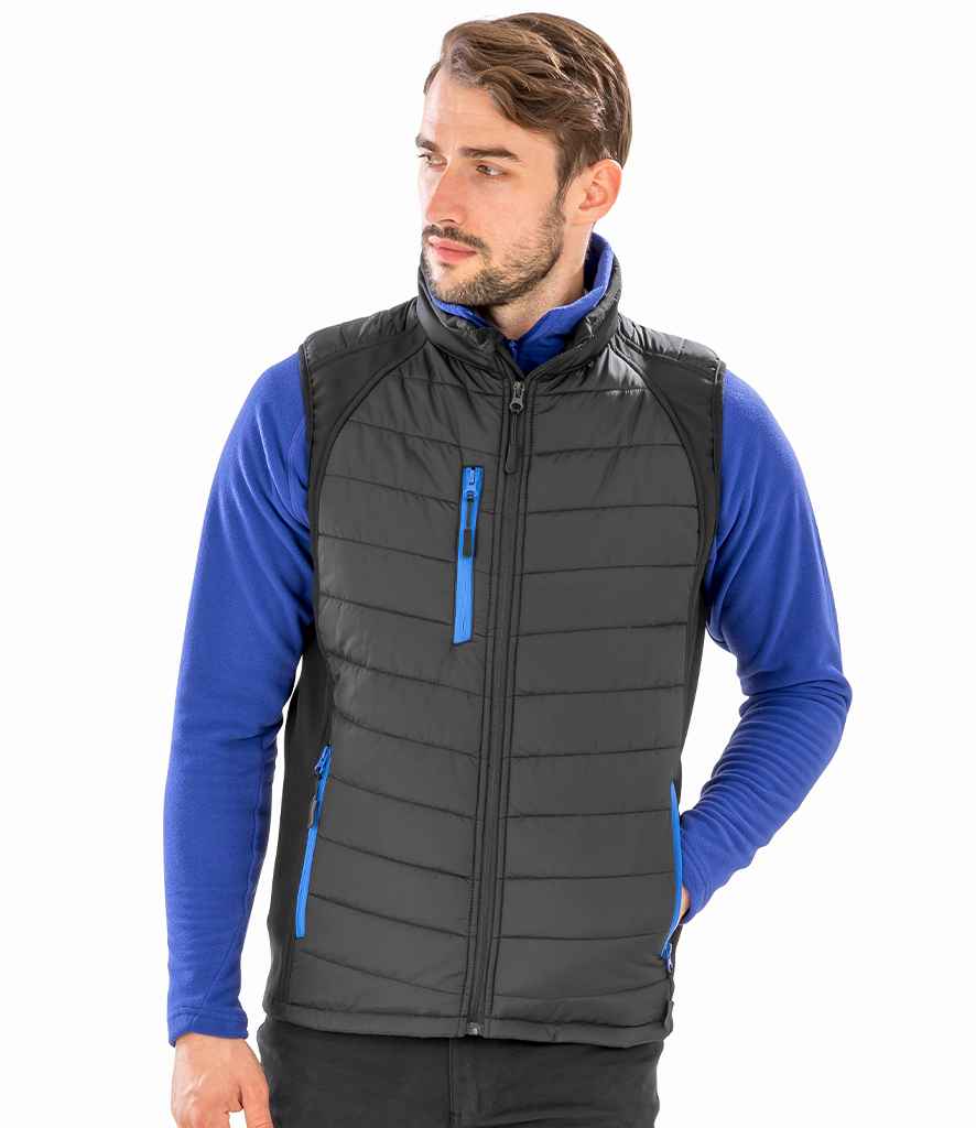 RS238 Black/Black Front