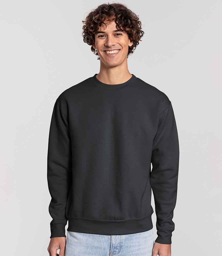 SS151 Athletic Heather Model