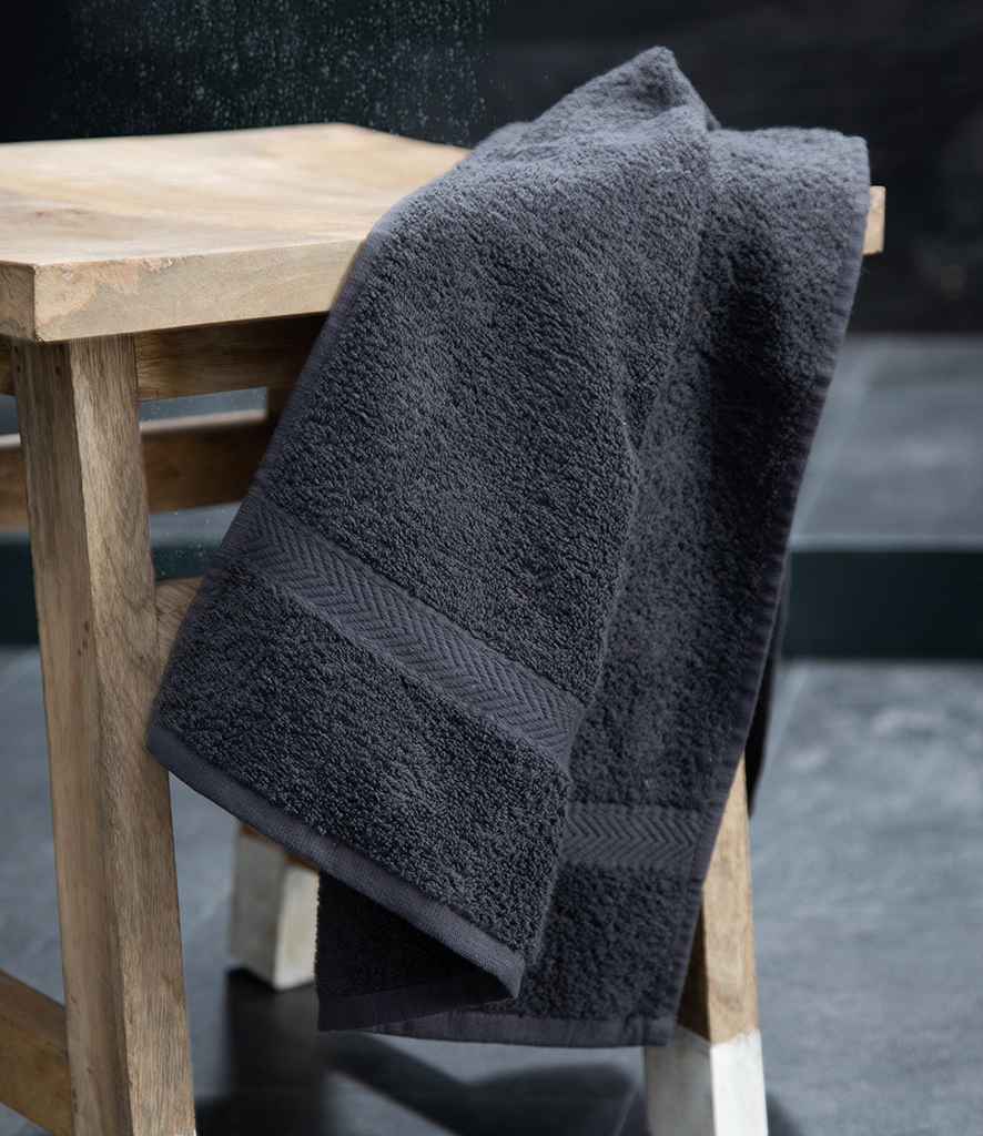 TC03 Black Front