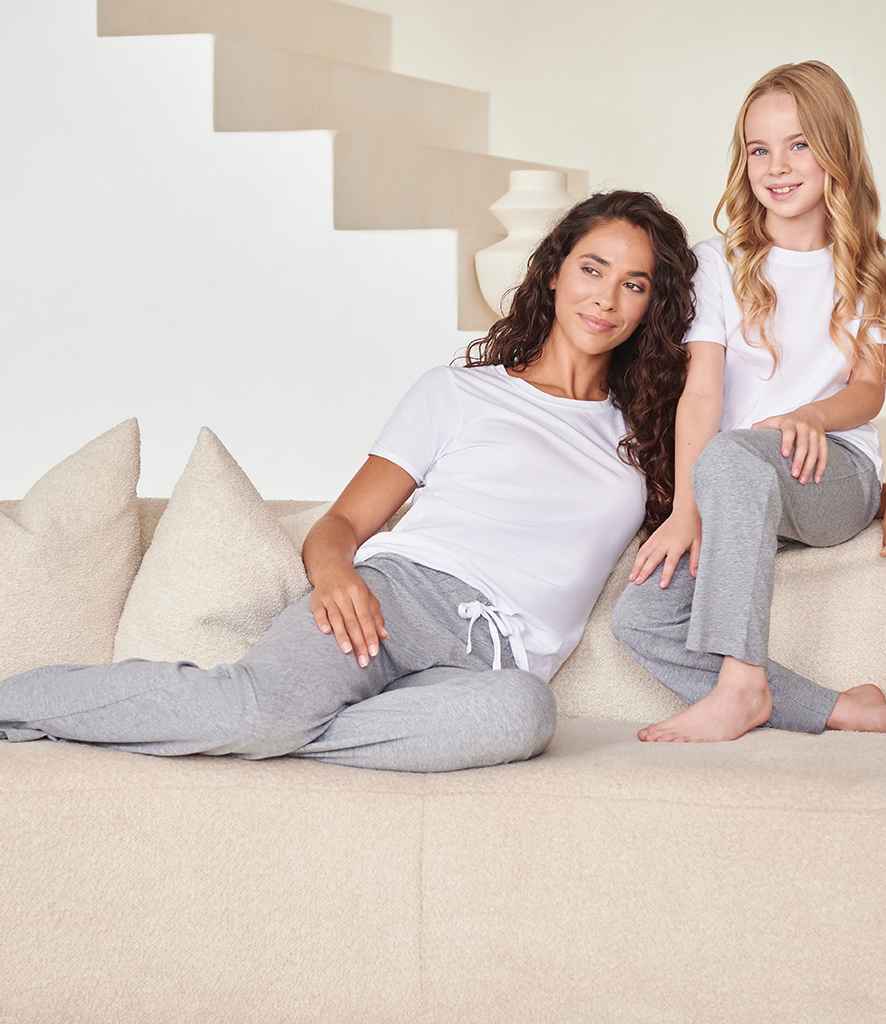 TC53 White/Heather Grey Model